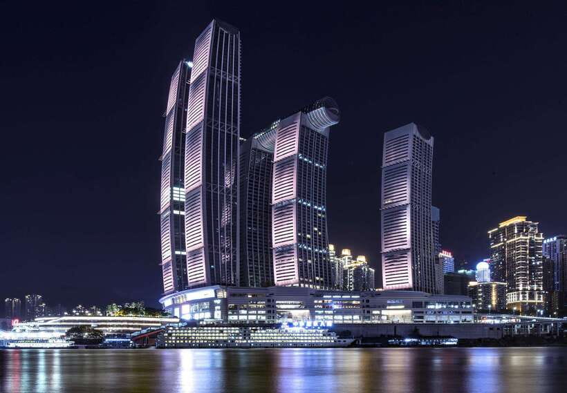 Chongqing: 1-day Essential Guided City Tour without Car - The Yangtze cable car and Longmenhao
