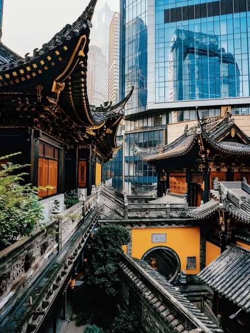 Chongqing deep explore & private car service including meals - Why private transport matters in a city built on hills