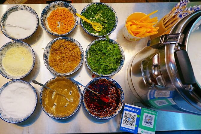 Chongqing Local Food Tour Adventure - Why this Chongqing food walk feels different