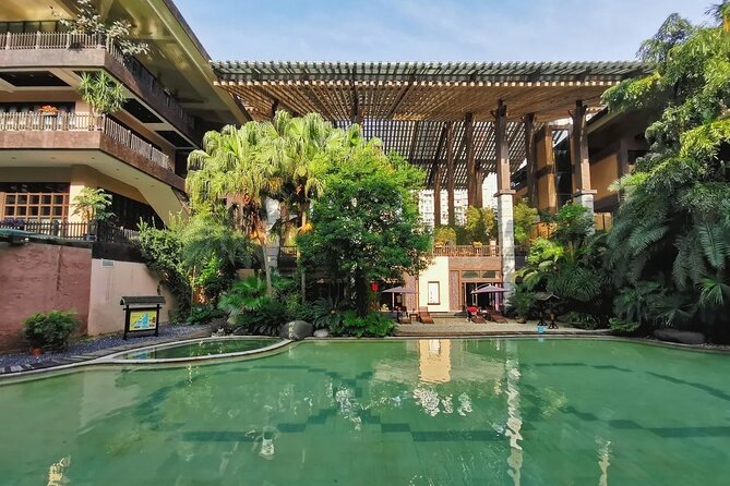 Chongqing Luxury Hot Spring and Massage Luxury Meal Private Tour - Reaching Bishan Hot Springs below Jinyun Mountain