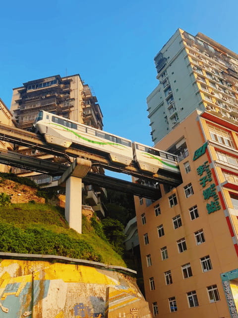 Chongqing Private City Tour: Must-Sees All-in-One - Beibin Road and Qiansimen Bridge connect the viewpoints