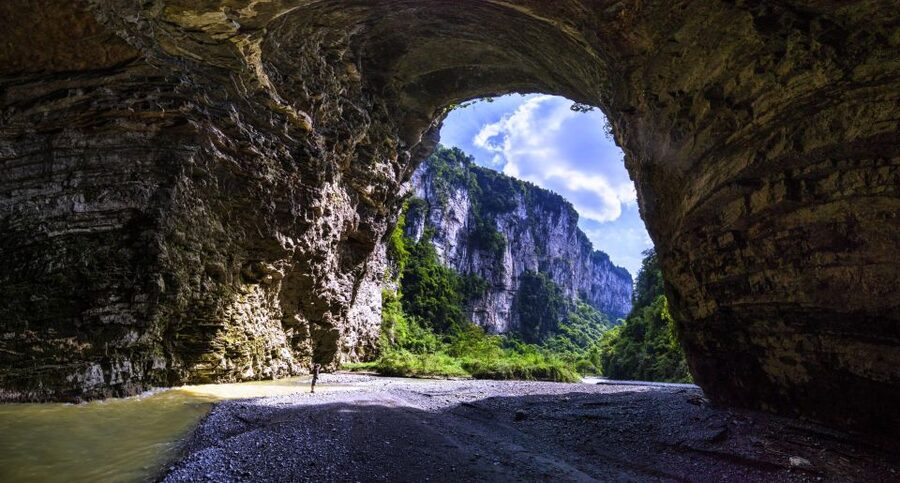 Chongqing: Private Day Tour to Wulong Karst Geological Park - First stop: the open meadows of Fairy Mountain