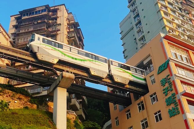Chongqing private luxury city tour: Must-sees All in One - Kuixinglou and Jiefangbei: Chongqing’s strange vertical logic