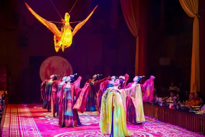 Chongqing: Qingyu Banquet Experience with Show and Dinner - Practical booking advice for a smoother evening