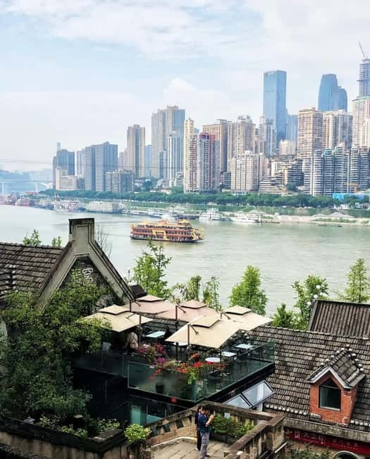 Chongqing: Surreal Urban, Ancient Town, and Secret Viewpoint - Longmenhao Old Street and a slower side of Chongqing