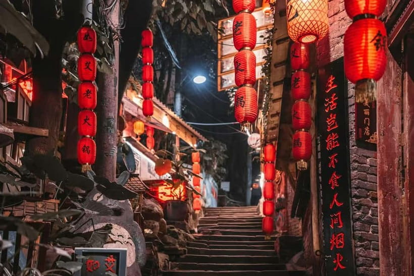 Chongqing: Surreal Urban, Ancient Town, and Secret Viewpoint - Transport, walking, food, and the real pace