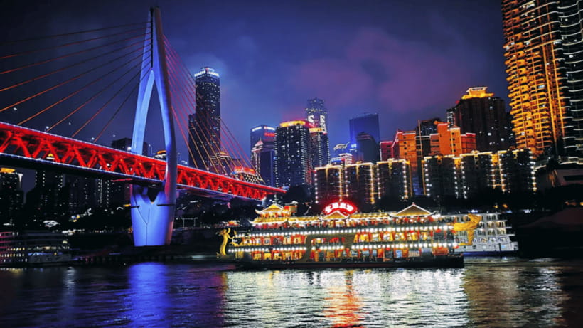 Chongqing: Two Rivers Night Cruise- Yangtze & Jialing Rivers - Commentary, atmosphere, and what you will not get