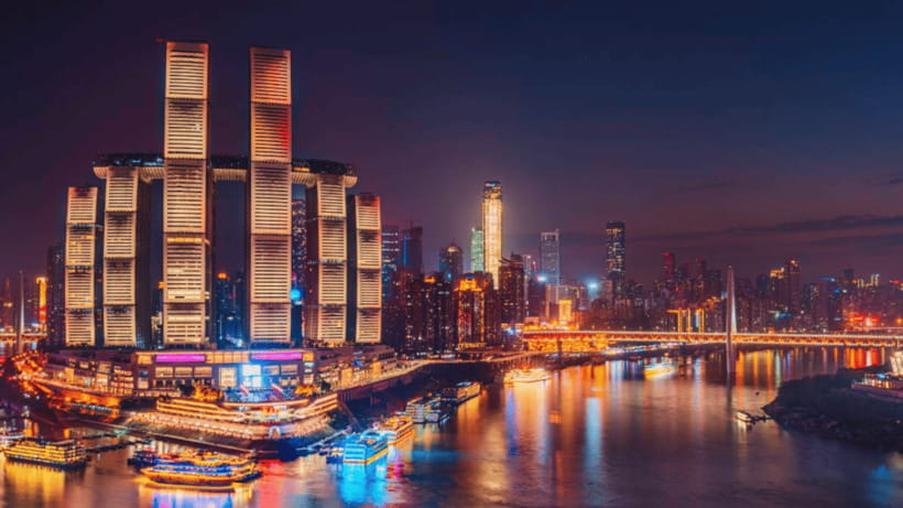 Chongqing: Two Rivers Night Cruise- Yangtze & Jialing Rivers - Finding the boat near Hongyadong Pier