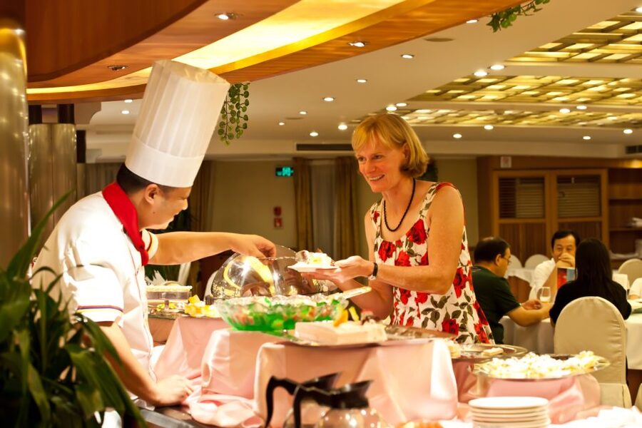 Chongqing: Yangtze River Cruise with Meals and Accommodation - Day three brings the best river scenery