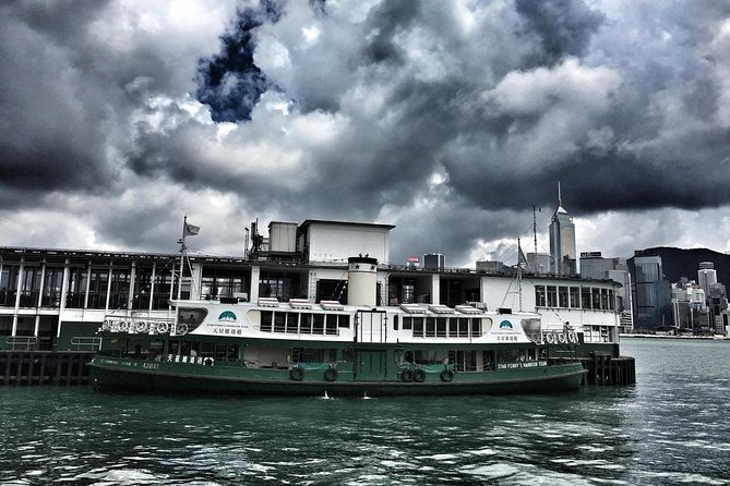 Custom private tour of Kowloon Peninsula - Half day - Meeting at the Clock Tower at 9:00 a.m.