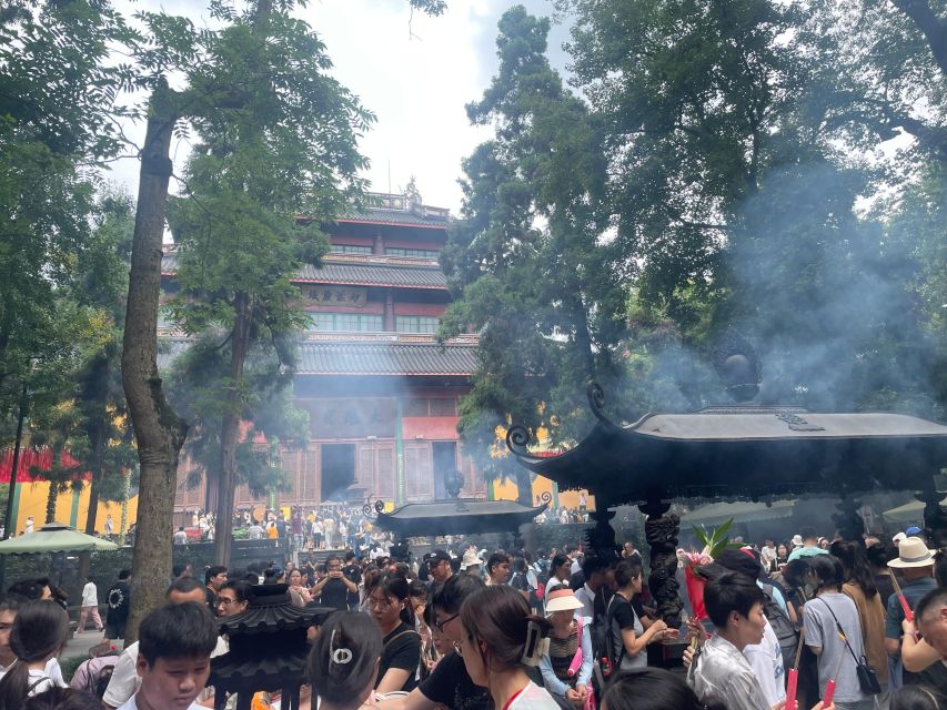 Customized Hangzhou Guided Tour Based on Your Interests - Leifeng Pagoda and the West Lake view