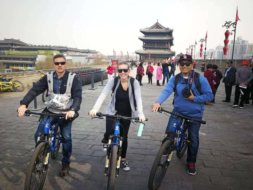 Customized Private Day Tour of Terracotta Army and Xi'an - Meeting your guide at the hotel, airport, or station