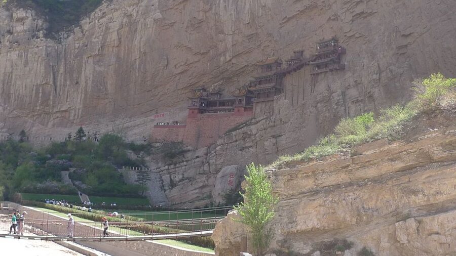 Datong: Temples and Grottoes day tour with tickets options - Leaving Datong at 9:00 am