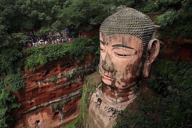 Day tour Chengdu Panda Base Leshan Giant Buddha with local Lunch - What the $130 price really covers