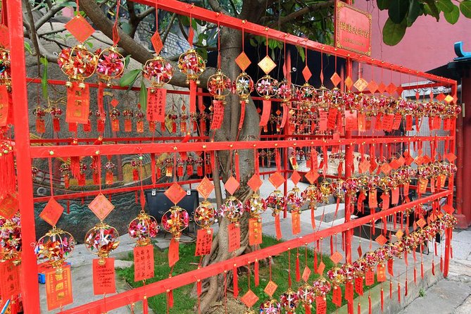 Day Tour to Macau with Hotel Pickup in Hong Kong Island - Macau’s old walls and the Ruins of St. Paul’s