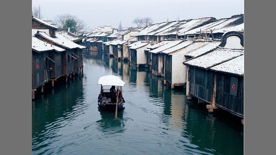 Delve into Wuzhen Water Town: Private Tour from Shanghai - Morning pickup and the road from Shanghai