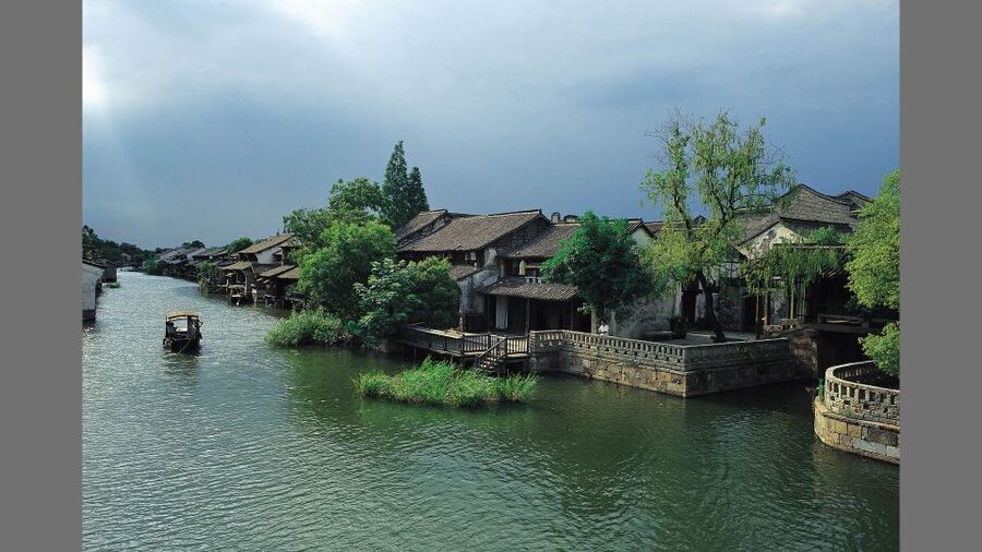 Delve into Wuzhen Water Town: Private Tour from Shanghai - Seeing Wuzhen from a canal boat