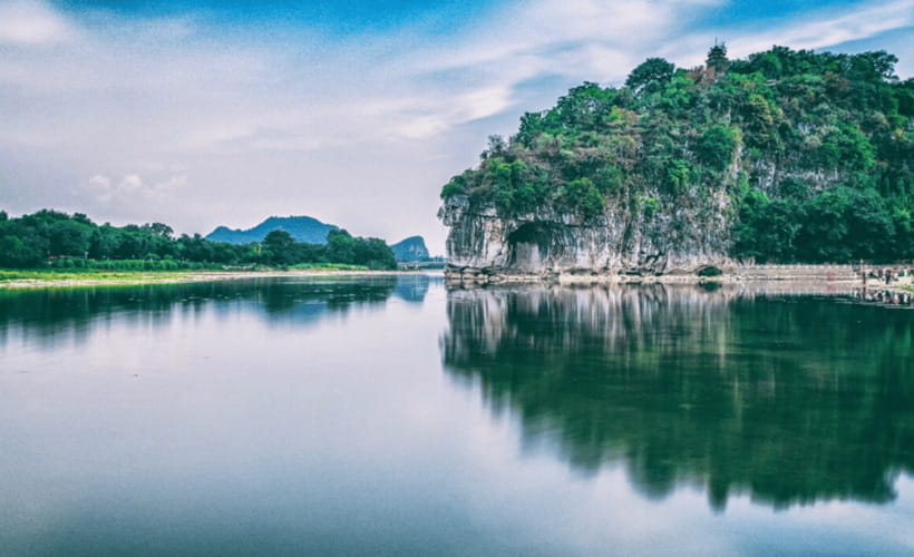 Discover Guilin's Gems:Guangzhou-Bullet Train Highlight Tour - What the private guide changes