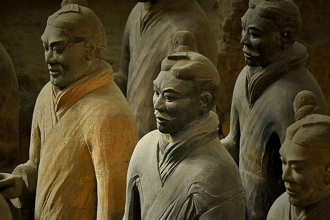 Essence of Xi'an Terracotta Warriors Tour: Top 3 Things to Do in 1 Day - Lunch with a local touch