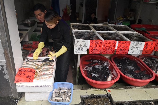 Explore Shanghai Ancient Downtown with Authentic Local Food - Who will enjoy this ride most?