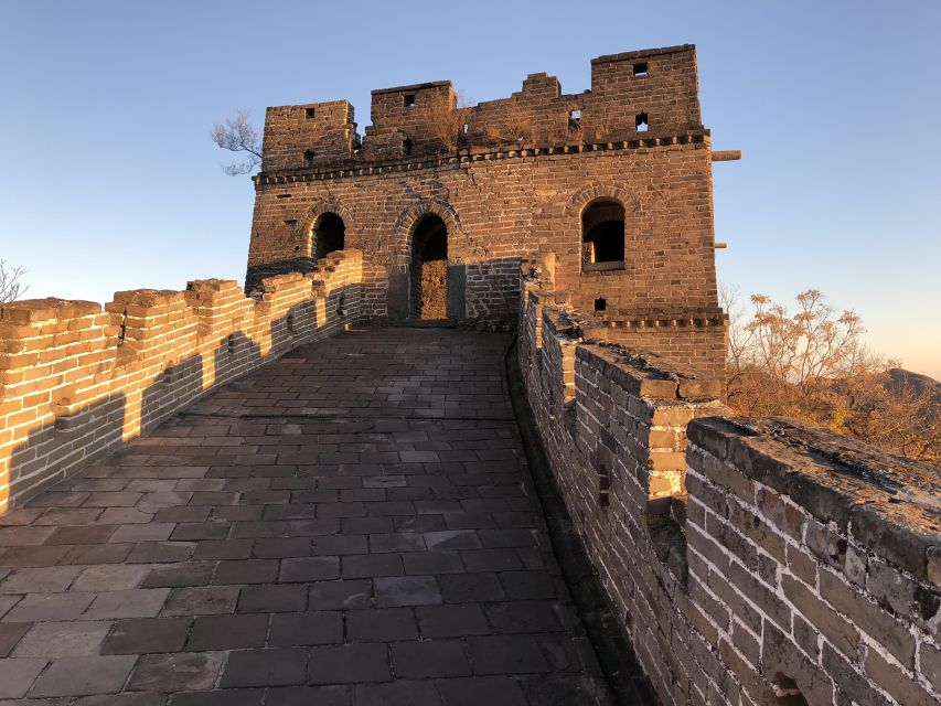 From Beijing: Mutianyu Great Wall Private Tour with Lunch - Reaching the Mutianyu Great Wall