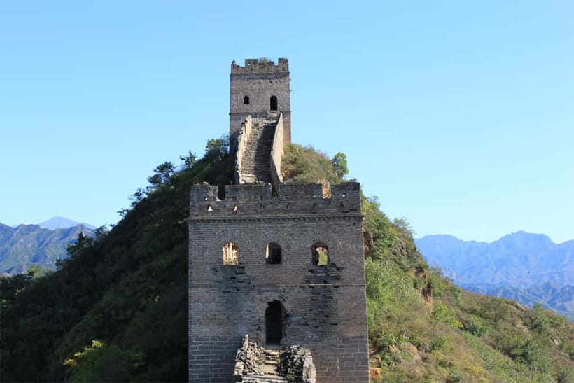 From Beijing: Small Group Hike at Jinshanling Great Wall - Guide service, self-guided walking, and the language question
