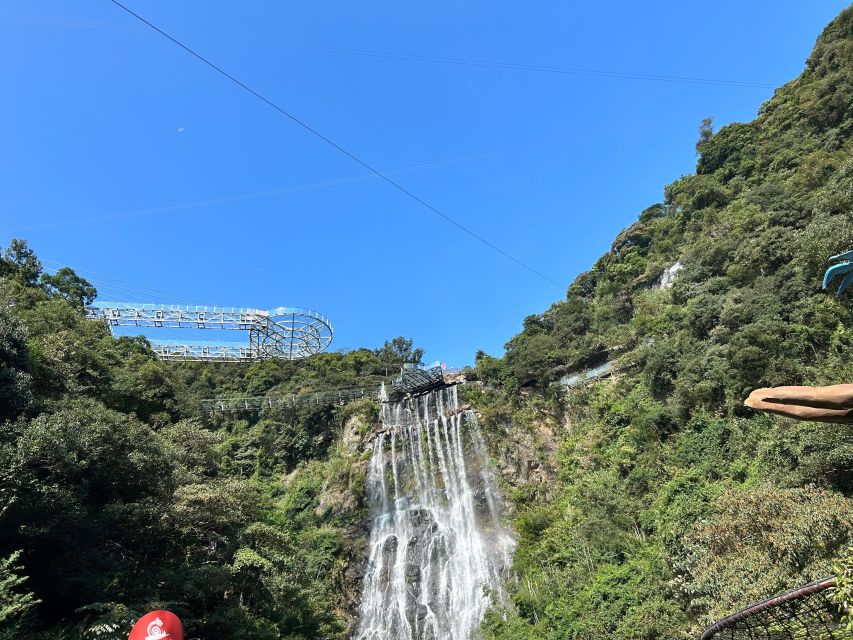 From Guangzhou: Gulong Canyon Private Day Tour - Crossing the 520-meter glass walkway