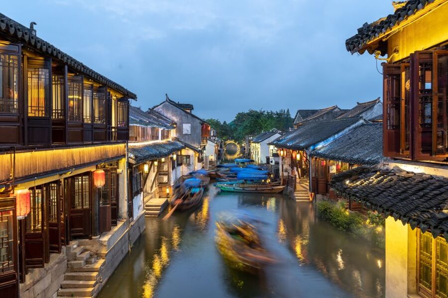 From Shanghai: Private Zhujiajiao Tour with Boat Ride - Why Zhujiajiao makes a good break from Shanghai