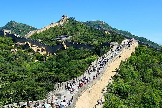 Full Day Guided Exploration of Beijing Badaling Great Wall - A private ride from Beijing to the wall