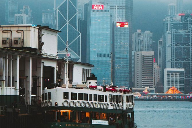 Full-Day Private Customized Walking Tour of Hong Kong - Mong Kok, markets, and Kowloon’s street life