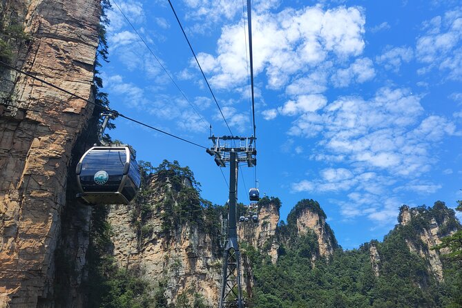 Full-Day Private Tour of Zhangjiajie(Wulingyuan) National Forest Park - Tianzi Mountain: Cable Car, Steps, and Cloudy Peaks