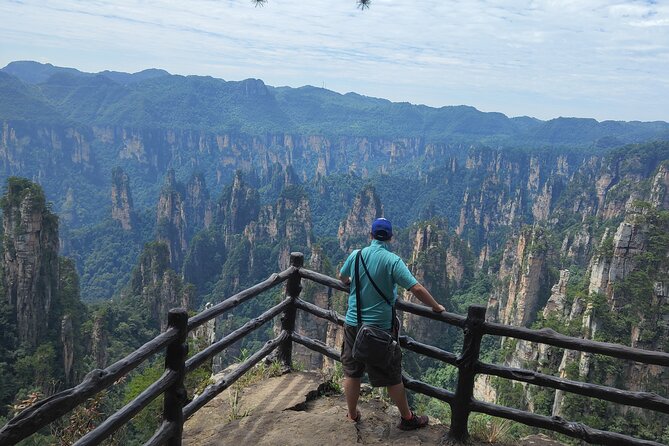 Full-Day Private Tour of Zhangjiajie(Wulingyuan) National Forest Park - Yangjiajie’s Uphill Route and Sharp Ridges