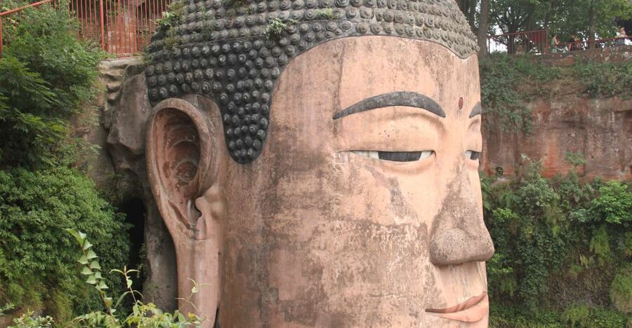 Full-Day Tour of Leshan's Giant Buddha from Chengdu - Why the Leshan Buddha is worth a full day