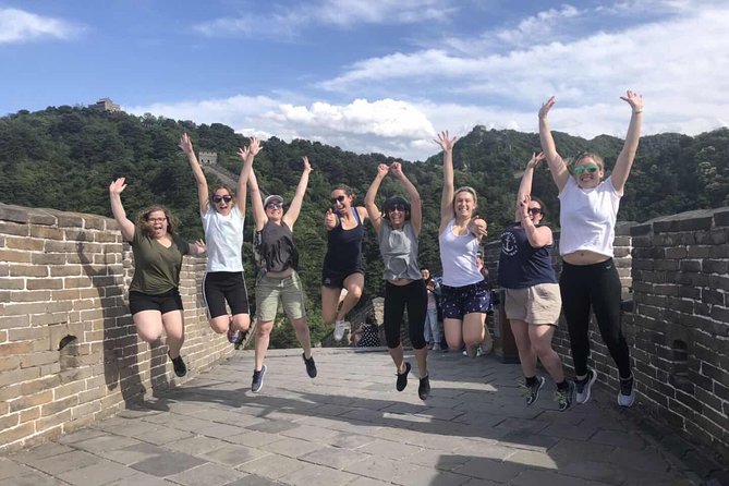 Great Wall Layover Small Group Tour (9AM-1PM) - Meeting Your Guide at Terminal 3