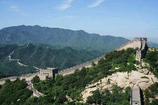Group Tour Including Mutianyu Great Wall And Buffet Lunch - What the Guide Adds to a Historic Site