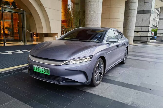 Guangzhou Baiyun Airport Guangzhou Hotels:Private with Meet & Great Service - How comfortable is the ride?