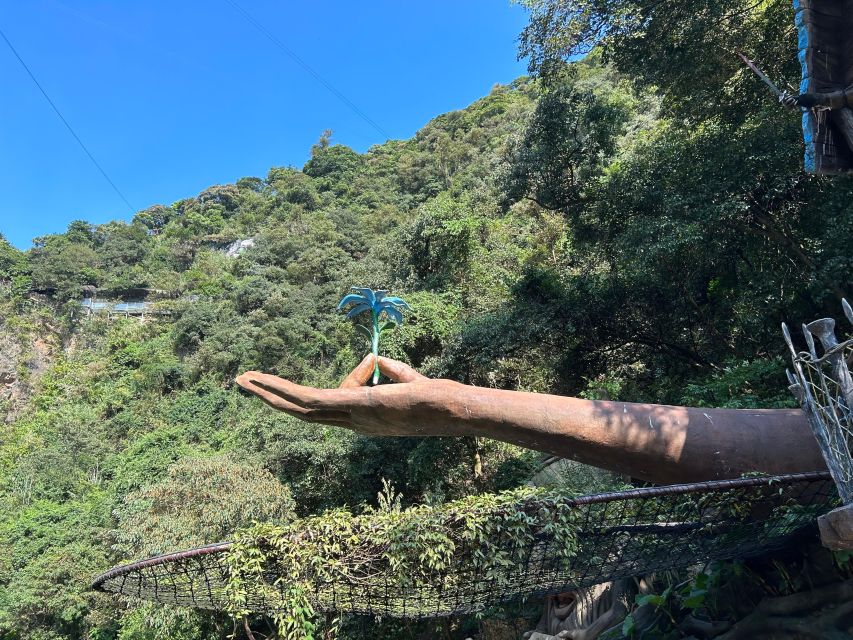 Guangzhou to Gulong Canyon and Cave Fairland PRI Day Tour - The 329-meter bridge and 202-meter Glass UFO Platform