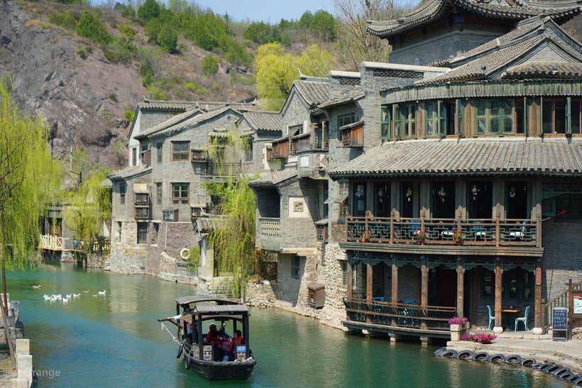 Gubei Water Town Simatai Great Wall Ticket And Options - Exploring Gubei Water Town below the wall