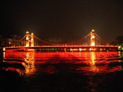 Four Lakes Night Cruise with Round-trip Transfer