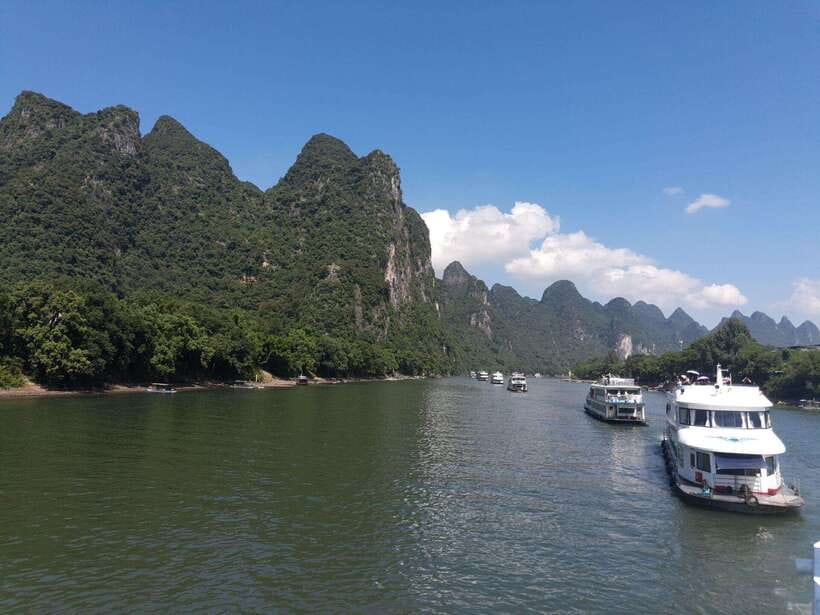 Guilin: Li River Cruise with Transfer to Yangshuo - Choosing between the 3-star and 4-star boats
