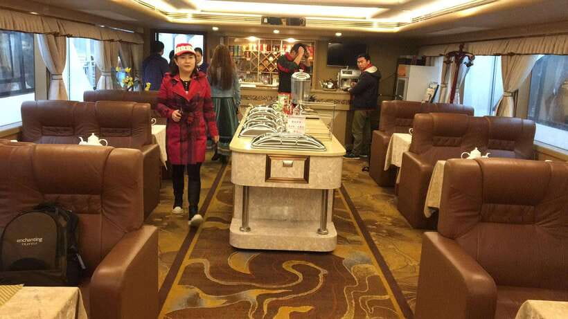 Guilin: Li River Cruise with Transfer to Yangshuo - Starting at your Guilin hotel around 8 a.m.