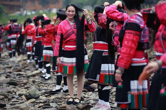 Guilin: Longji Rice Terraces and Villages Private Day Tour - Walking the rice fields without rushing