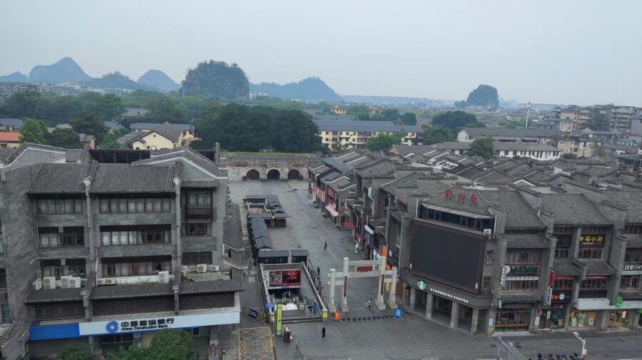 Guilin: Private Full-Day City Tour with Fubo Hill - The South China Pearl Museum, if included
