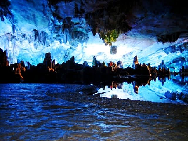 Guilin: Private Full-Day City Tour with Fubo Hill - Fubo Hill and the 1,000 Buddha Cave