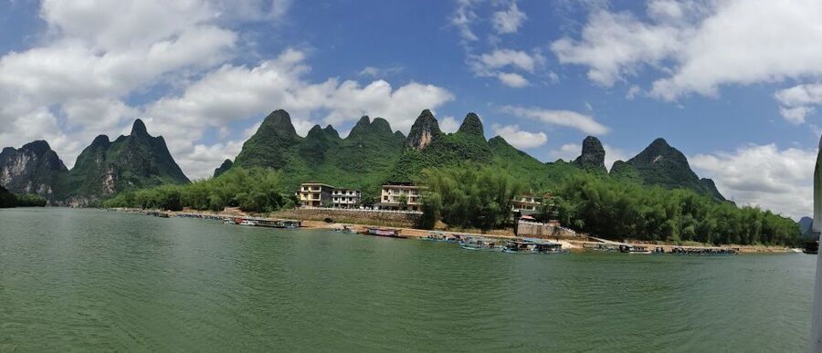 Guilin: Private Full-Day Li River Cruise and Liusanjie Show - The Liu Sanjie show uses the river as its stage