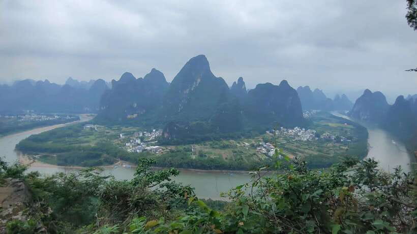 Guilin: Private Mountains and Rivers Day Tour - What the $150 price covers