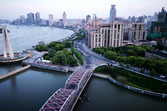 Half-Day Private Shanghai City Tour - Yu Yuan Garden and Shanghai Old Street