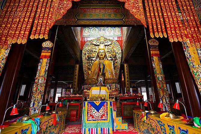 Half Day Tour To Lama Temple and Confucius Temple in Beijing - Who should book this experience?