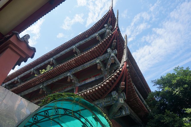 Half-Day Walking Tour with a Vegetarian Lunch at a Nunnery - Walking Through Chengdu’s Back Streets
