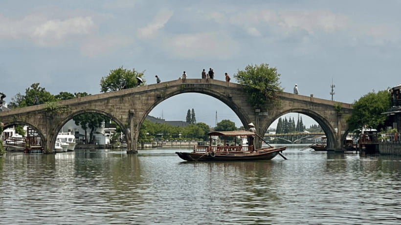 Half-Day Zhujiajiao Water Town Wonders Small Group Tour - Ming and Qing bridges over the canals